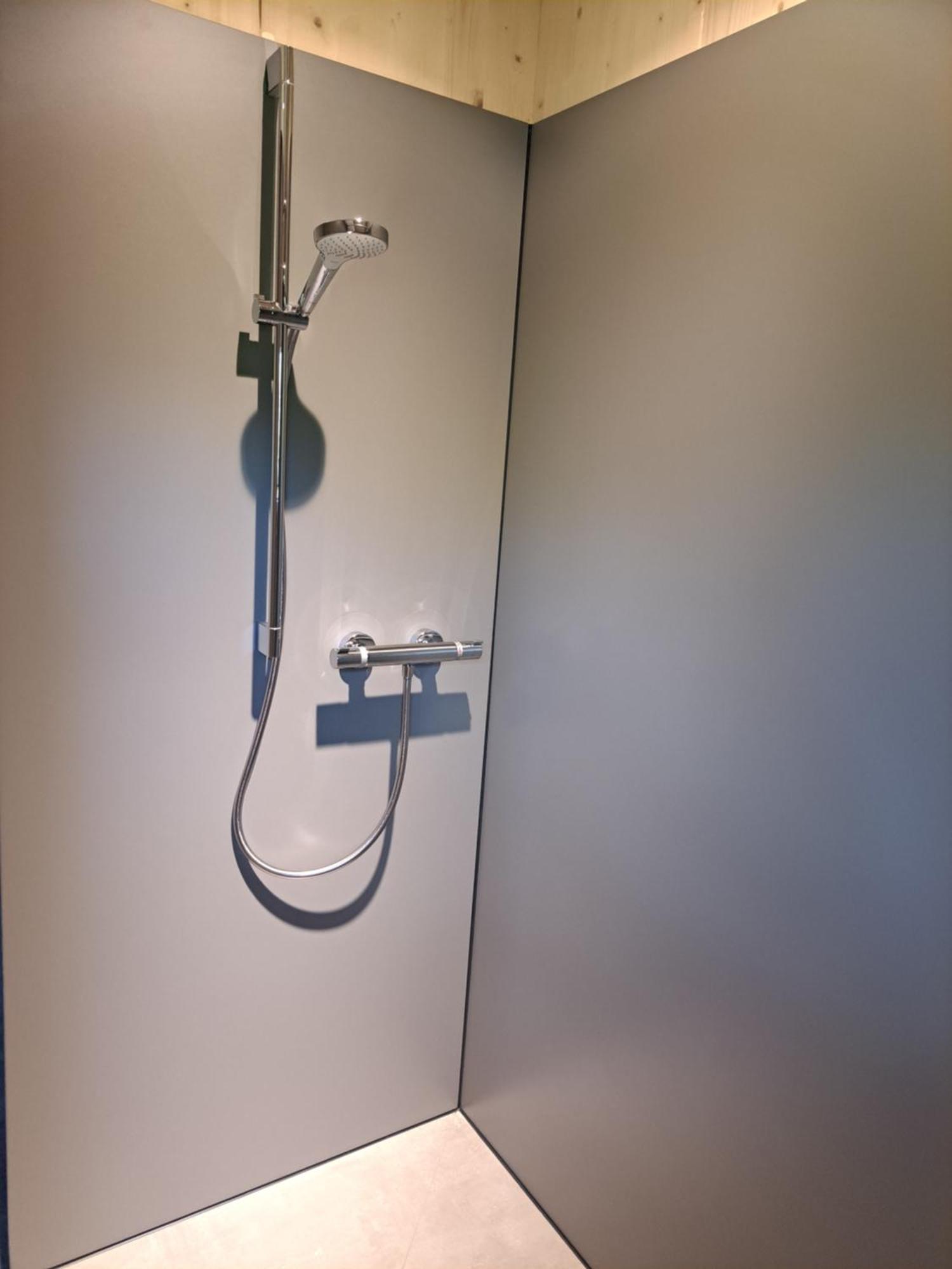 Und Brunner Apartment *