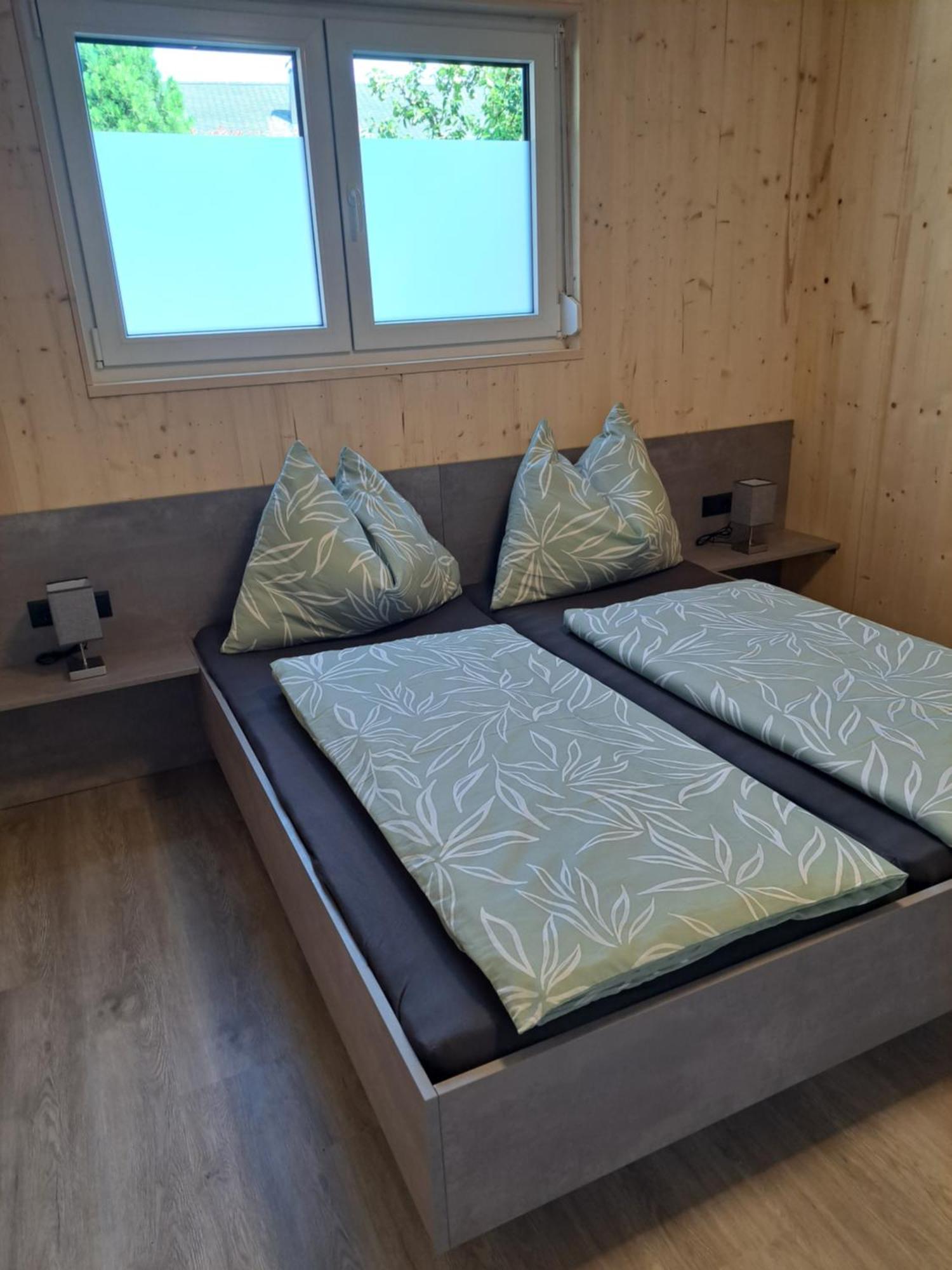 Apartment Und Brunner Hoechst